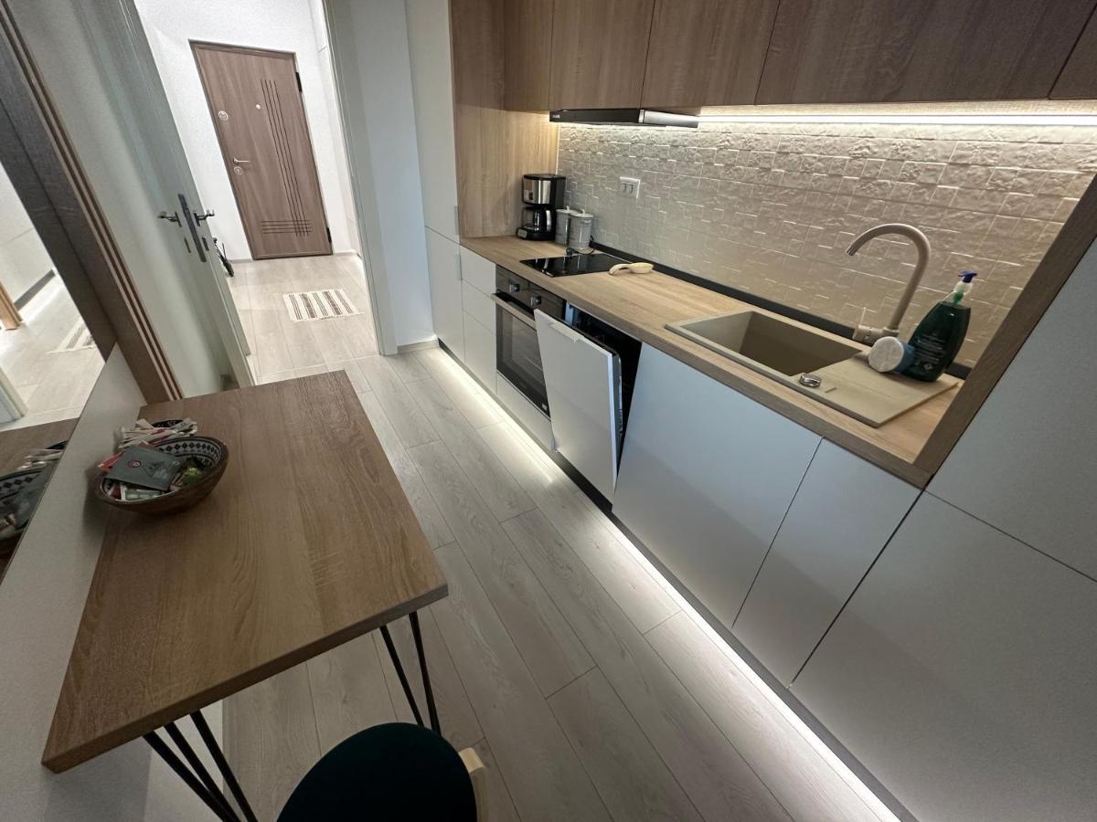 Daybreak Mood / A Fancy Place Apartment Iasi Exterior photo